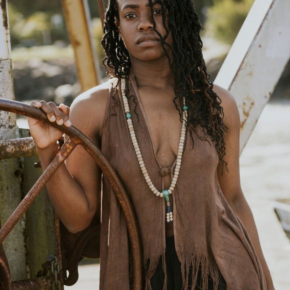 Elfarrow ✧ Bohemian Fringe Vest - Picture 1 of 8